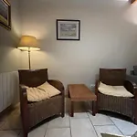 Сasa de vacaciones Domaine De Braffais Le Parc