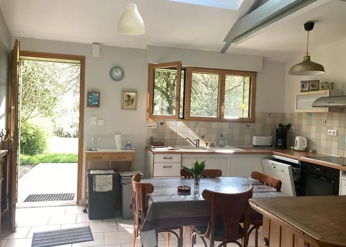 Domaine De Braffais Сasa de vacaciones *