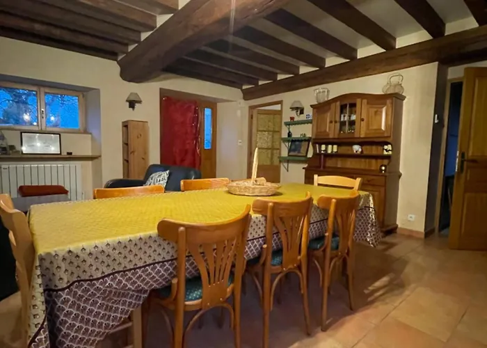 Domaine De Braffais Сasa de vacaciones